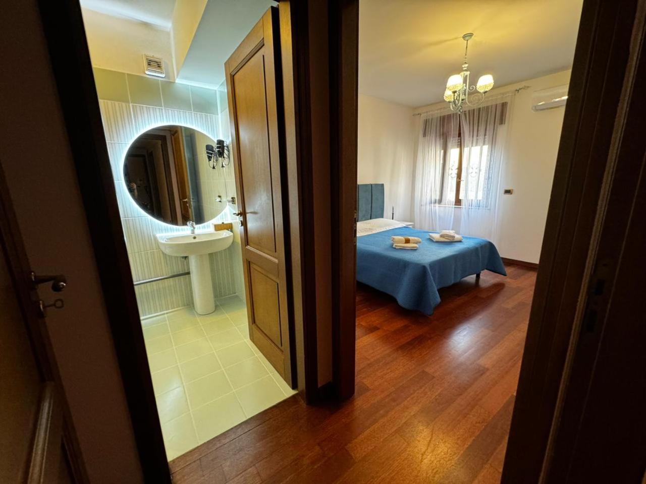 B&Arca Hotel Reggio di Calabria Bagian luar foto