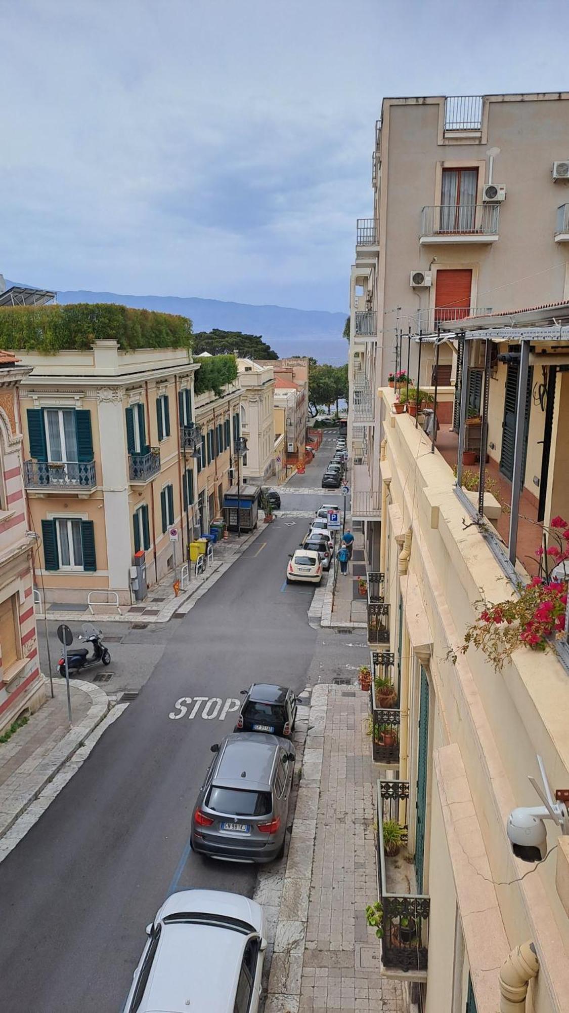 B&Arca Hotel Reggio di Calabria Bagian luar foto